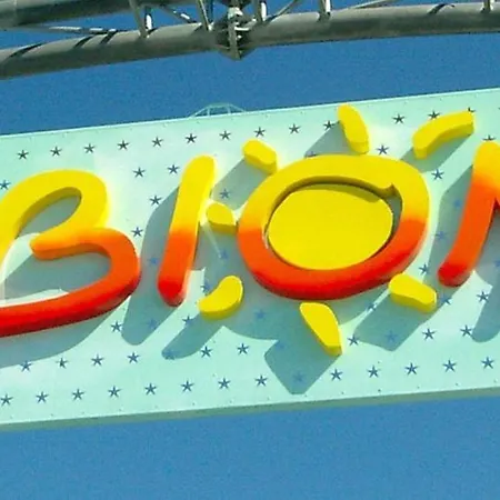 A Stones Throw From The Centre Appartamento Bibione