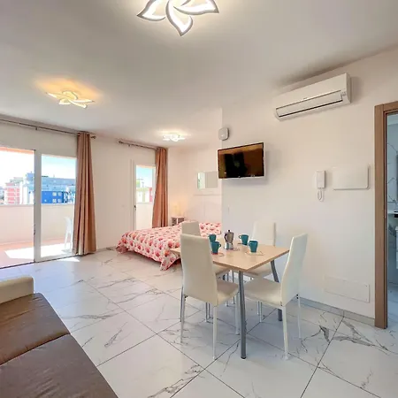 A Stones Throw From The Centre Appartamento Bibione