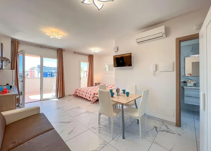A Stones Throw From The Centre Apartment Bibione